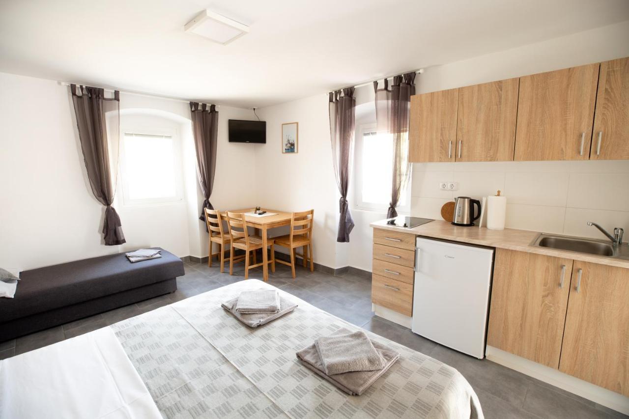 Kuca Nerezinka Apartman Nerezine Kültér fotó